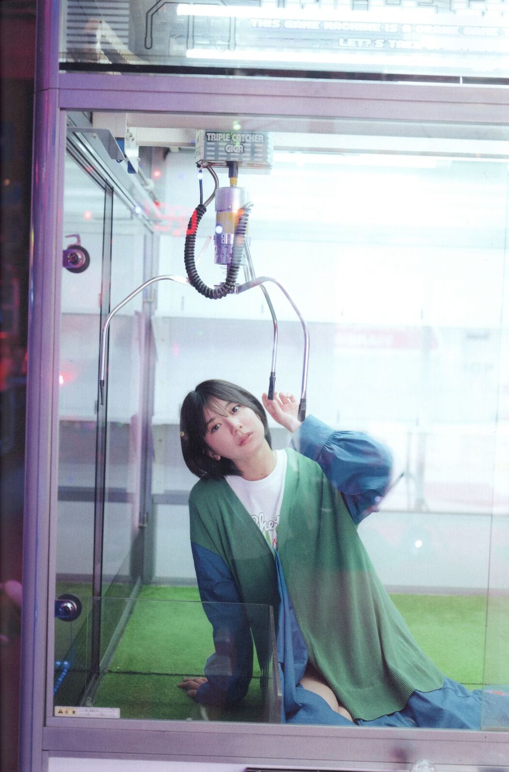 JP Momoka Onishi 大西桃香 – 2023.09.30 AKB48 2nd写真集 桃の眺め方 Part01 (58P)