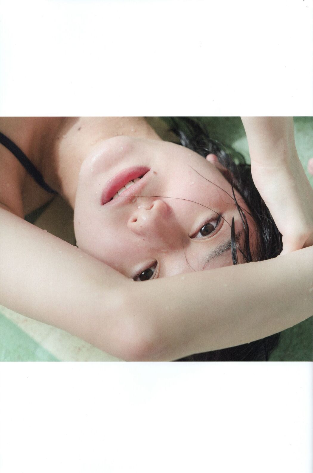JP Momoka Onishi 大西桃香 – 2023.09.30 AKB48 2nd写真集 桃の眺め方 Part01 (58P)