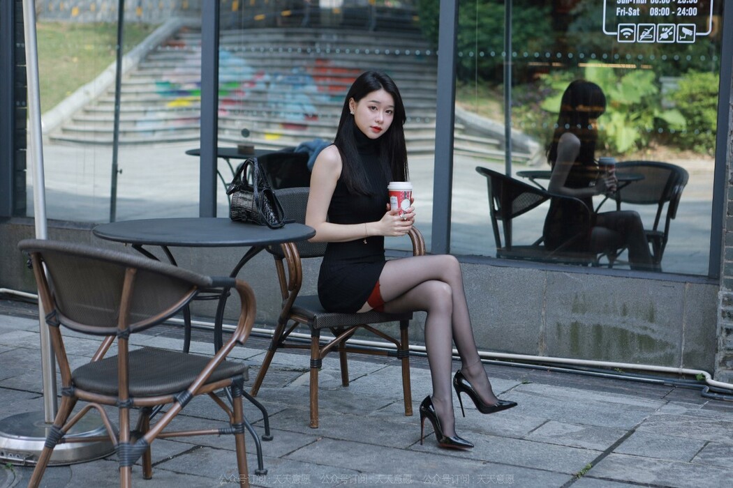 IESS异思趣向 No.1034 Jia Ye