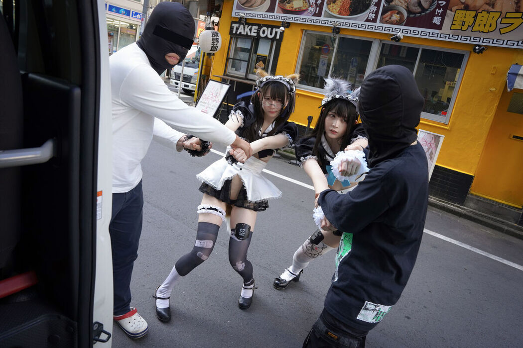 JP Sui Utatane うたたね翠 And Shione Mizuna 水那しおね – 野生のメイドがあらわれた Part02 (55P)