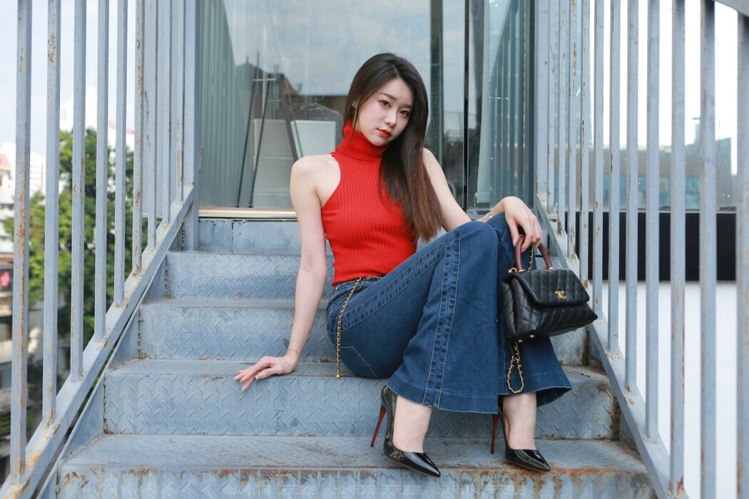 IESS异思趣向 No.1011 Jia Ye