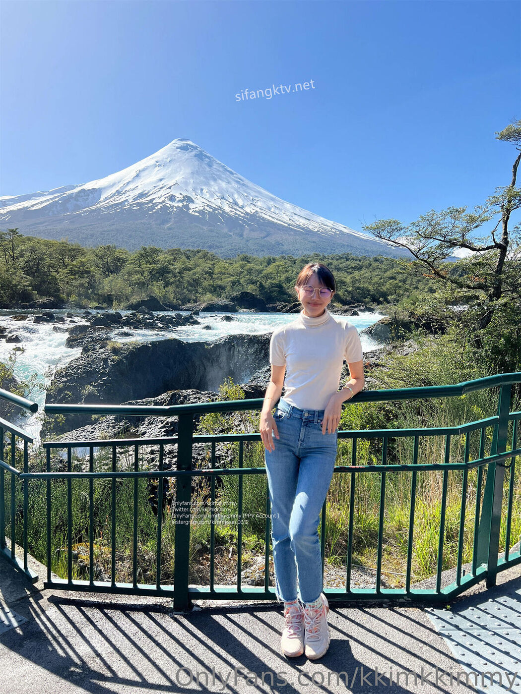 kkimkkimmy – 泰国高挑白皙甜美女神 旅行还不忘拍裸照很敬业 Part01 (68P – 2V)