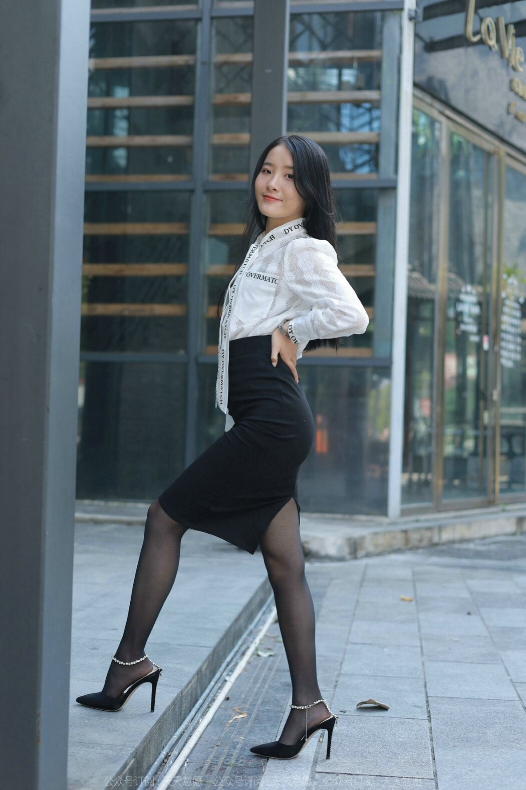 IESS异思趣向 No.1002 Wan Ping