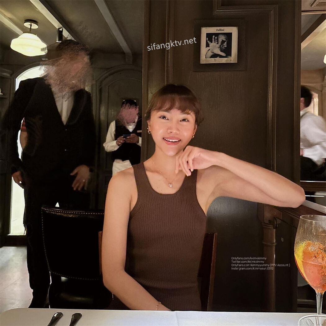 kkimkkimmy – 泰国高挑白皙甜美女神 旅行还不忘拍裸照很敬业 Part02 (68P)