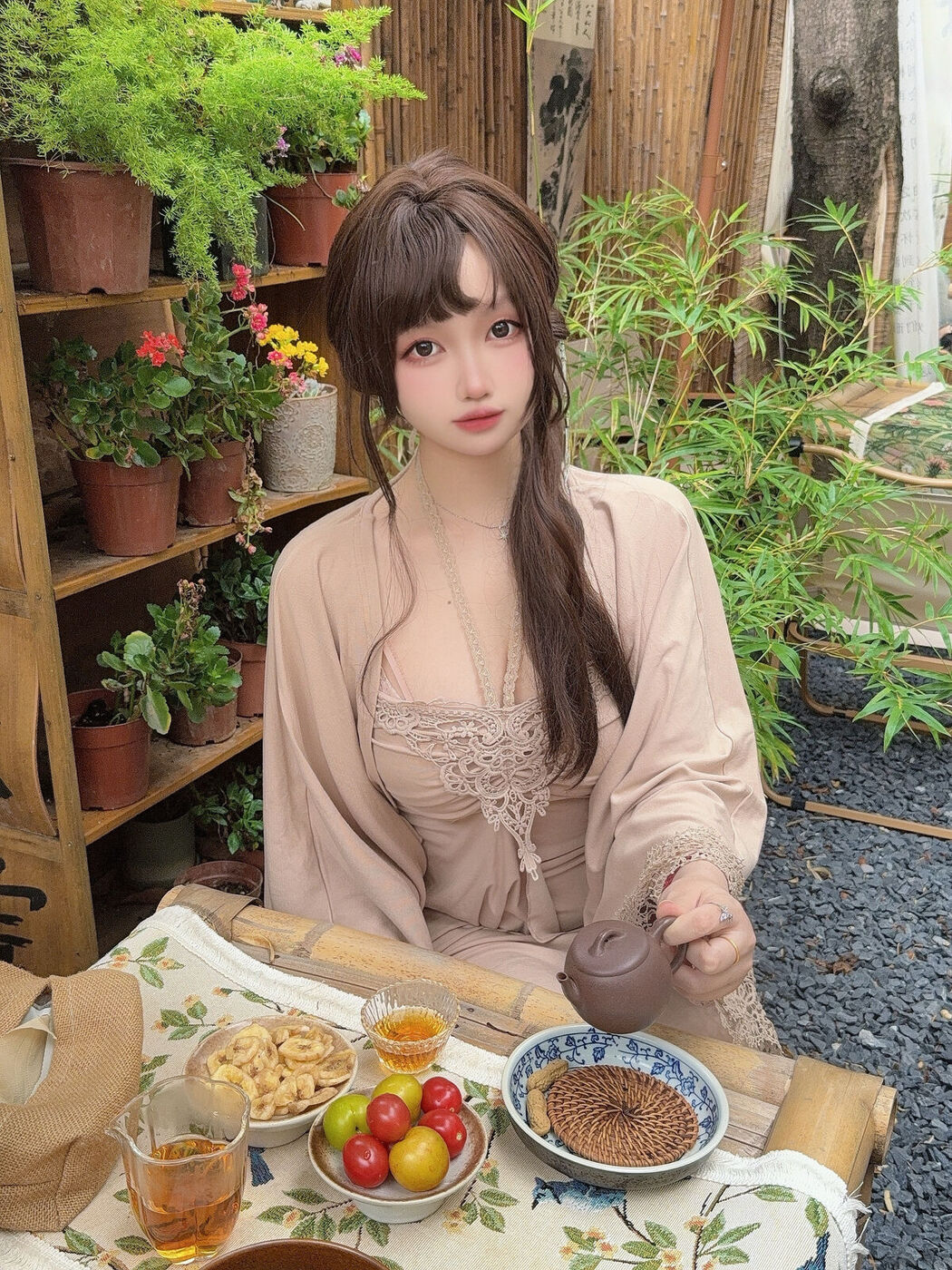 Coser@洛桑w伊梓 &#8211; 猫猫衬衫 (46P)
