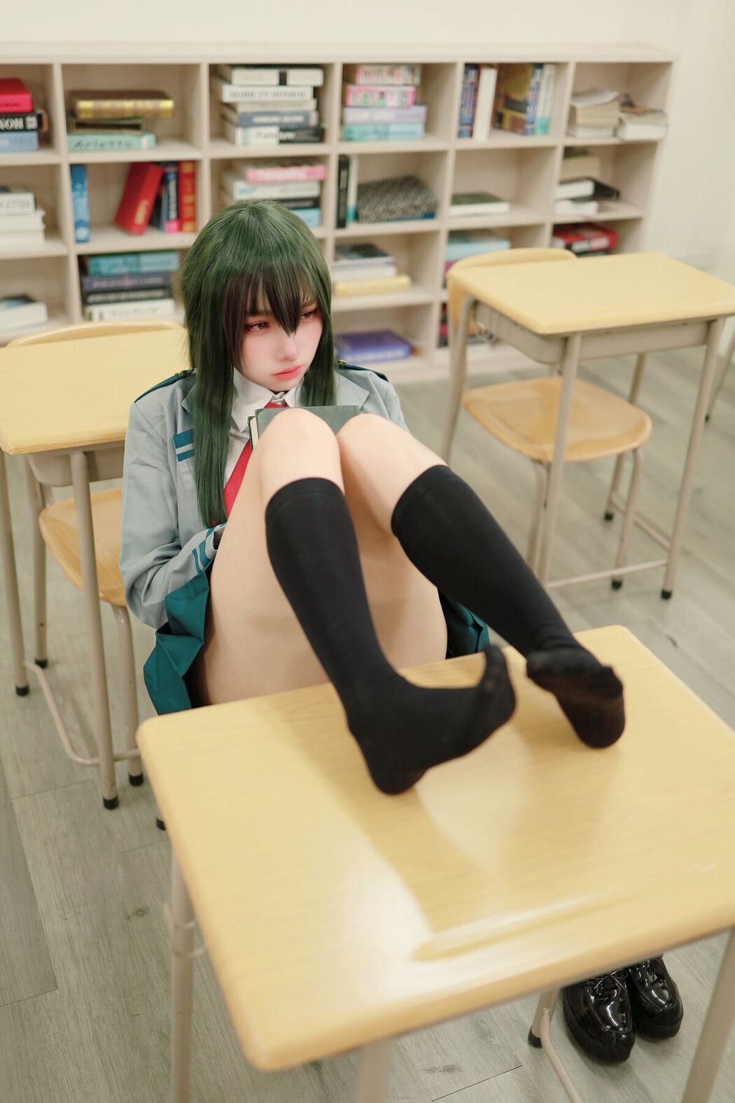 Coser@慕慕Momo – 蛙吹梅雨 學生服 Asui Tsuyu (28P)