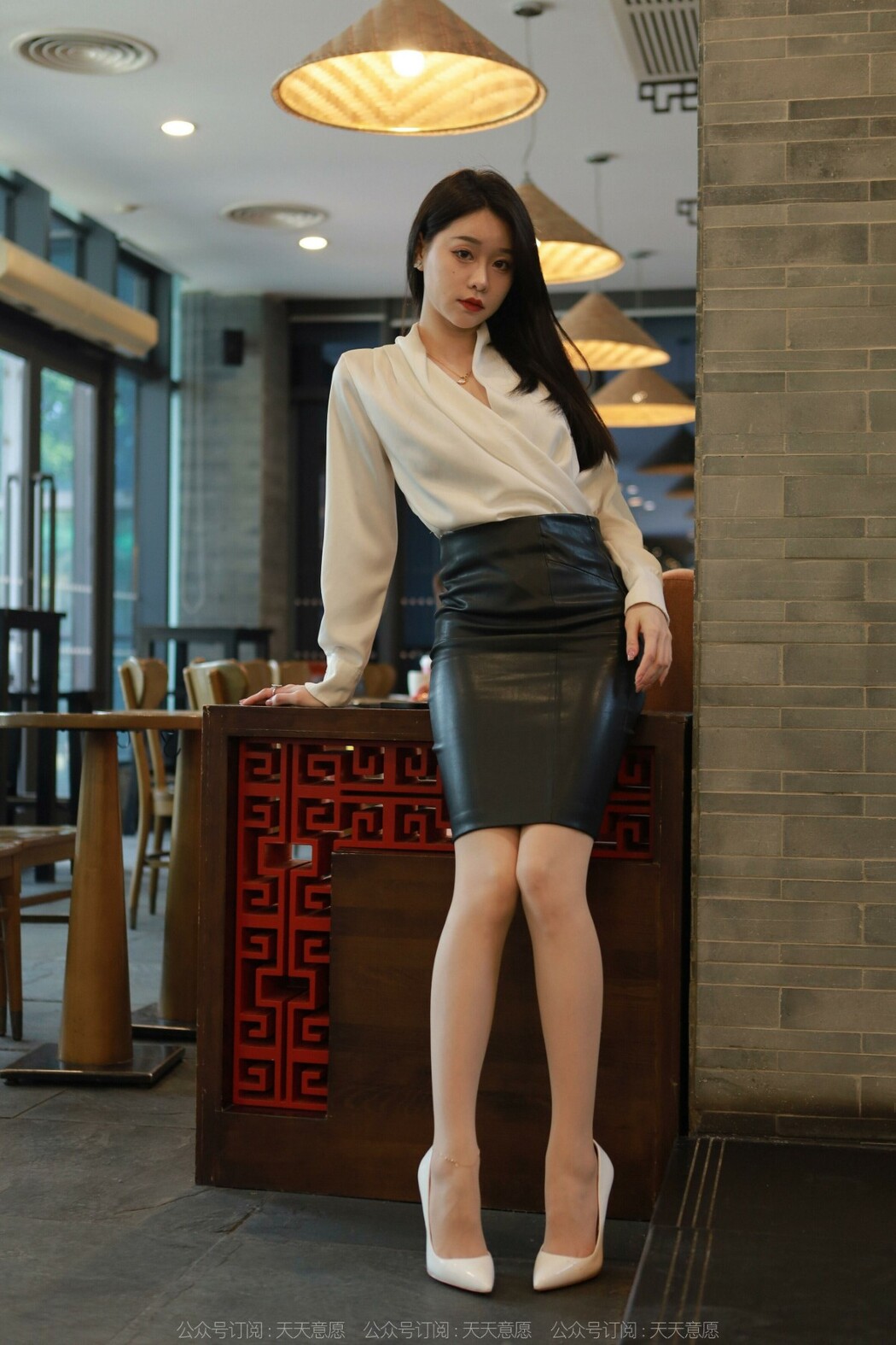IESS异思趣向 No.1053 Jia Ye