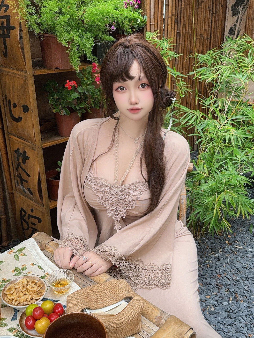 Coser@洛桑w伊梓 &#8211; 猫猫衬衫 (46P)