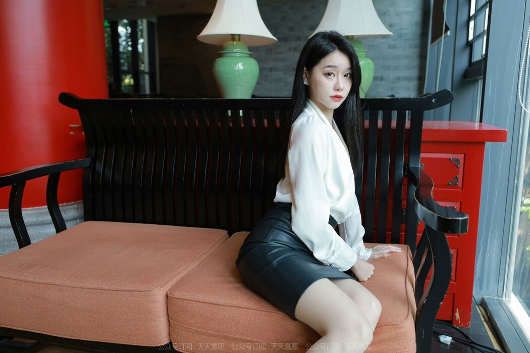 IESS异思趣向 No.1053 Jia Ye