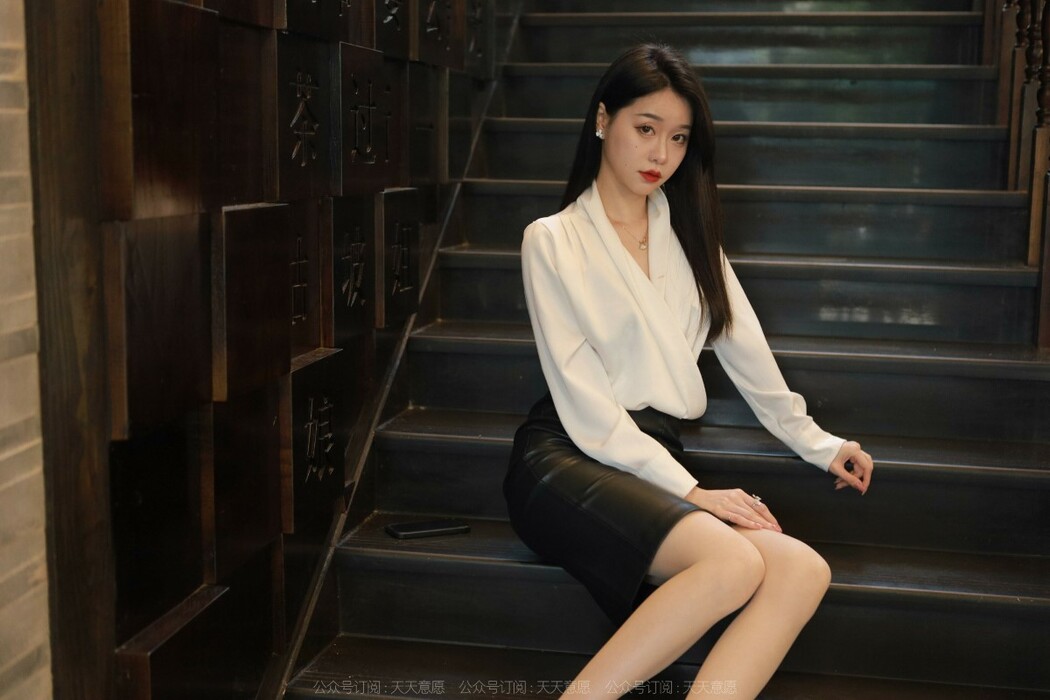 IESS异思趣向 No.1053 Jia Ye