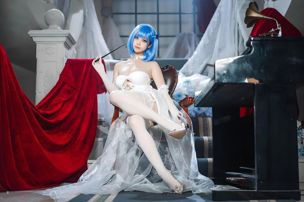 Coser@蜜汁猫裘 &#8211; 碧蓝航线 恰巴耶夫白骑兵 Part01 (52P)