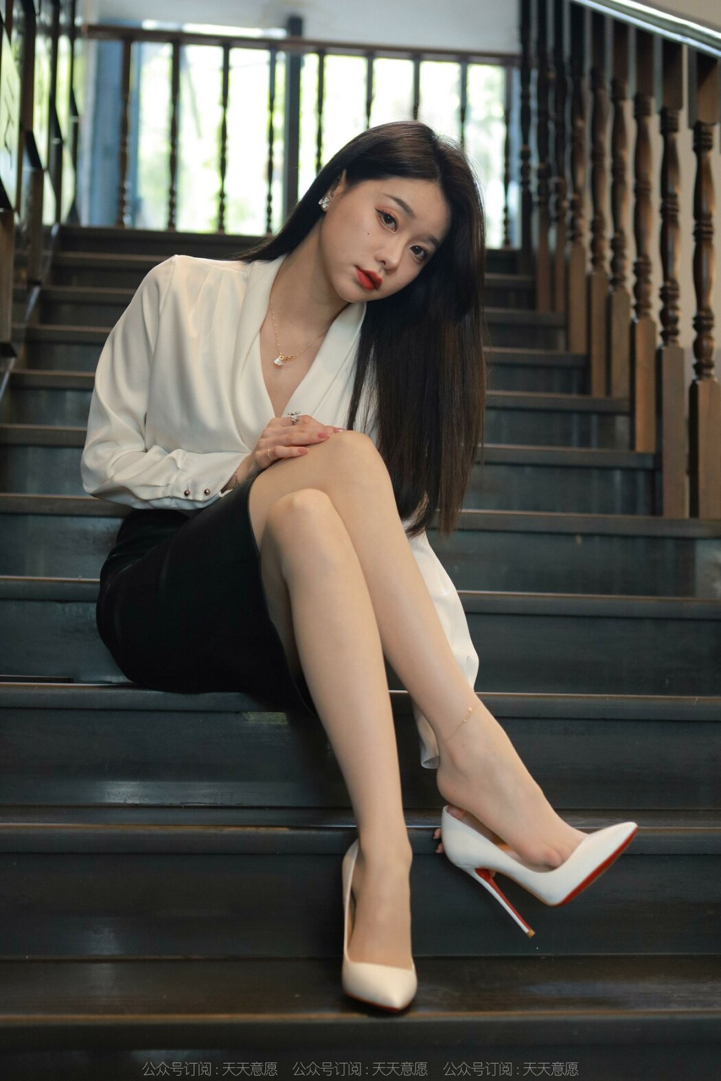 IESS异思趣向 No.1053 Jia Ye