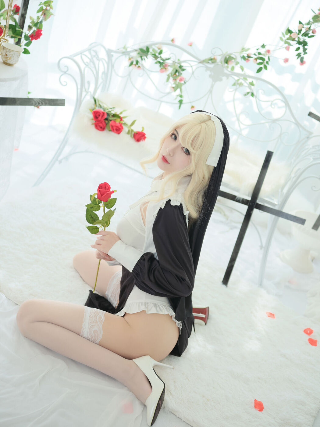 Coser@一米八的大梨子 – 修女 (37P)