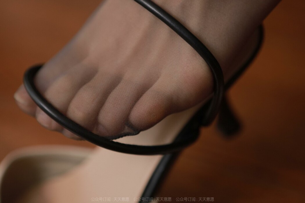 IESS异思趣向 No.1056 Xiao Liu