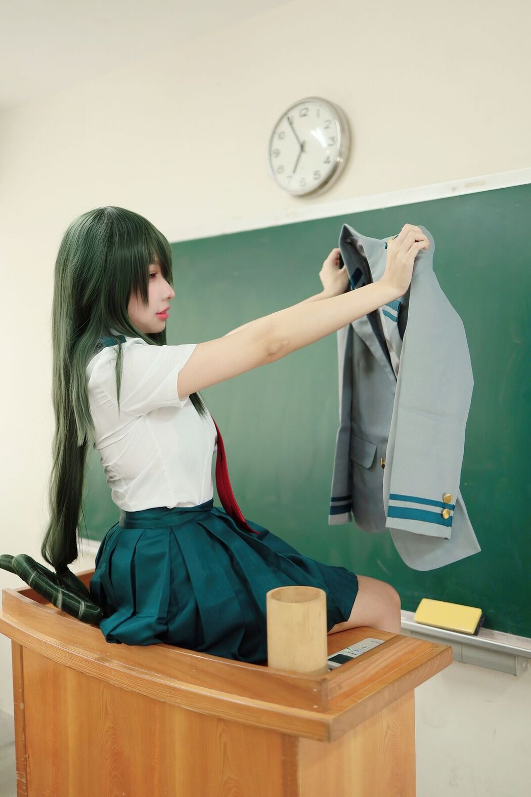 Coser@慕慕Momo – 蛙吹梅雨 學生服 Asui Tsuyu (28P)