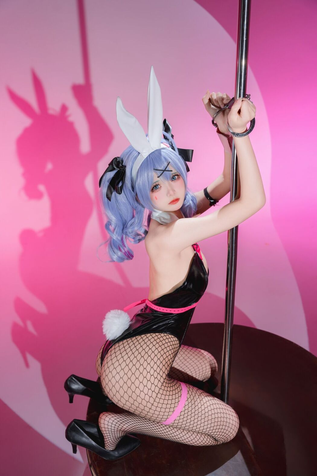 Coser@九柒喵 &#8211; 初音兔子洞 (26P)
