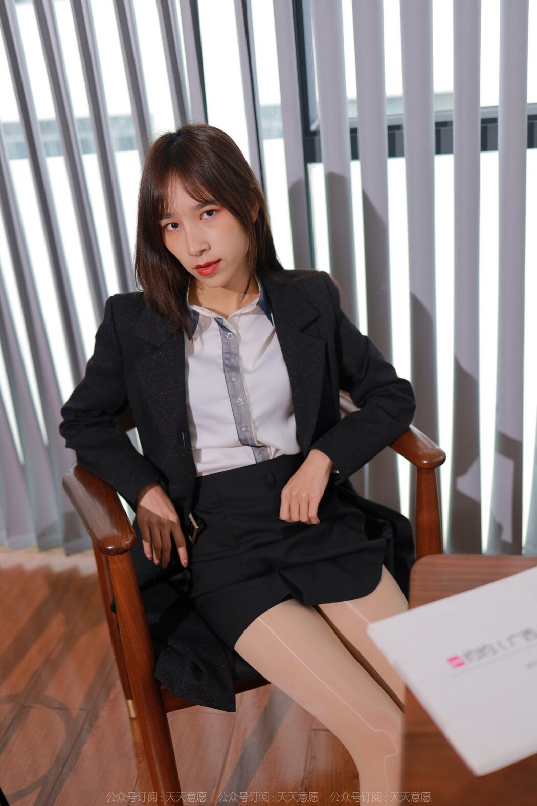 IESS异思趣向 No.1052 Mei Ko