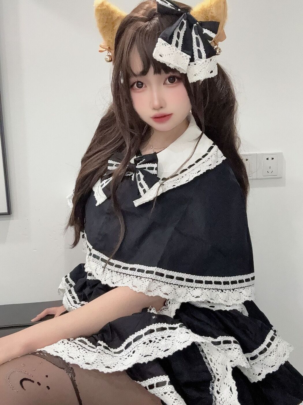 Coser@洛桑w伊梓 &#8211; 猫猫衬衫 (46P)