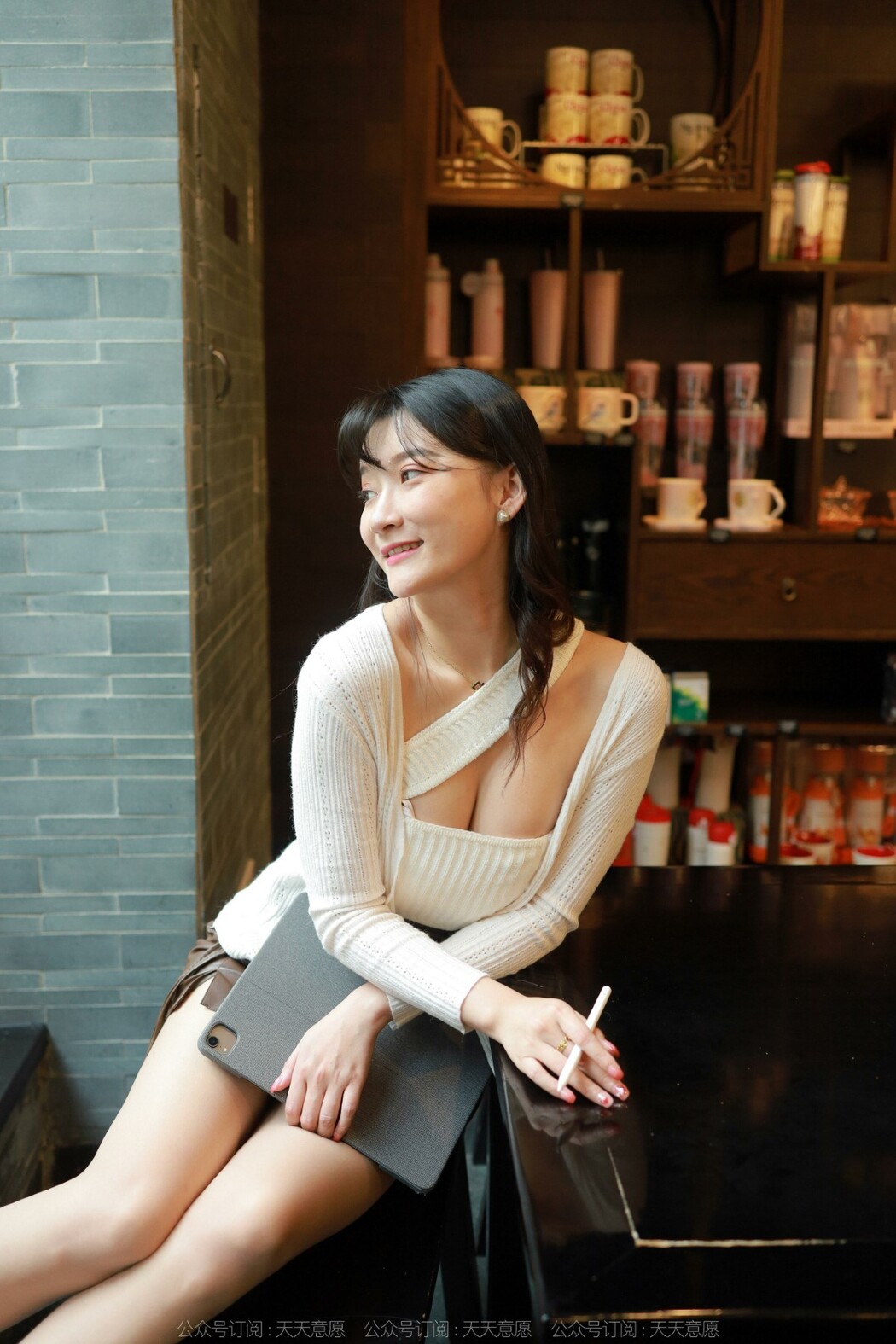 IESS异思趣向 No.1072 Qiu Qiu
