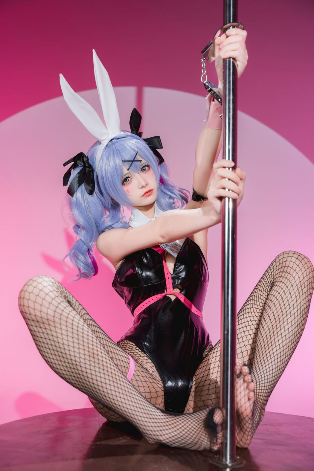 Coser@九柒喵 &#8211; 初音兔子洞 (26P)