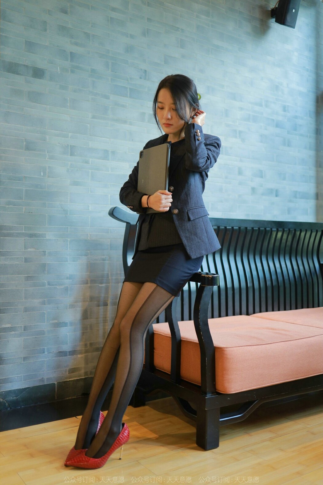 IESS异思趣向 No.1057 Wan Ping