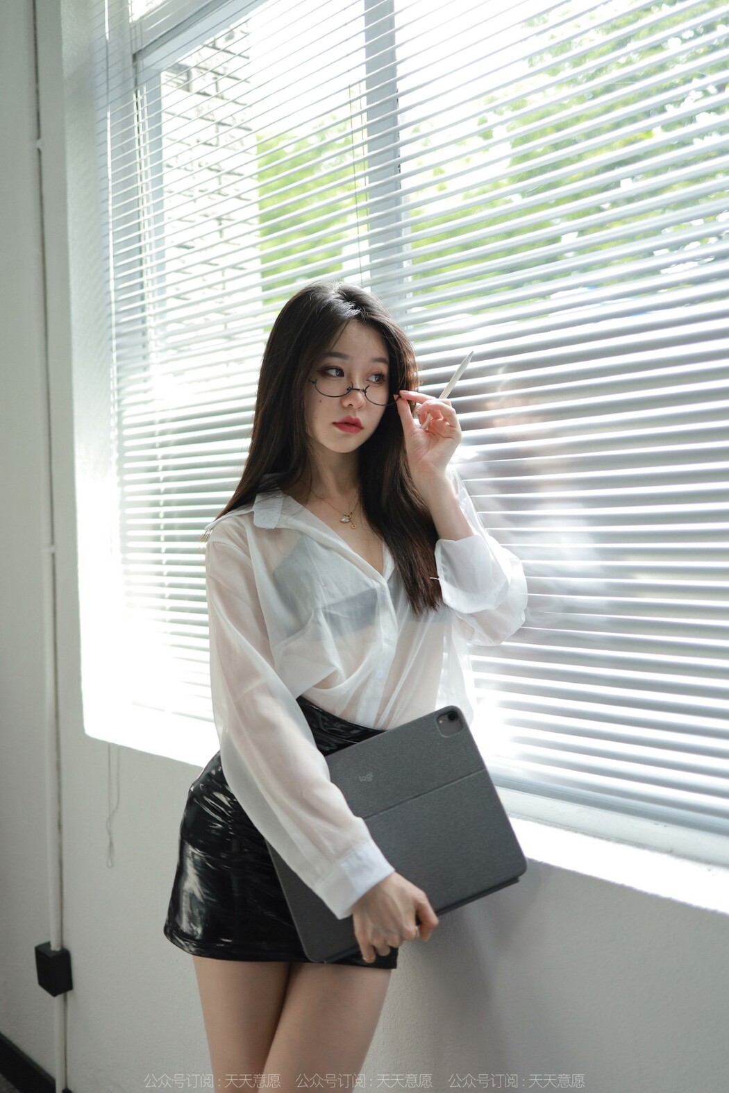 IESS异思趣向 No.1159 Jia Ye