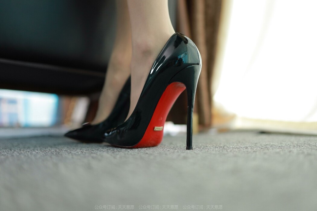 IESS异思趣向 No.1147 Yi Ming