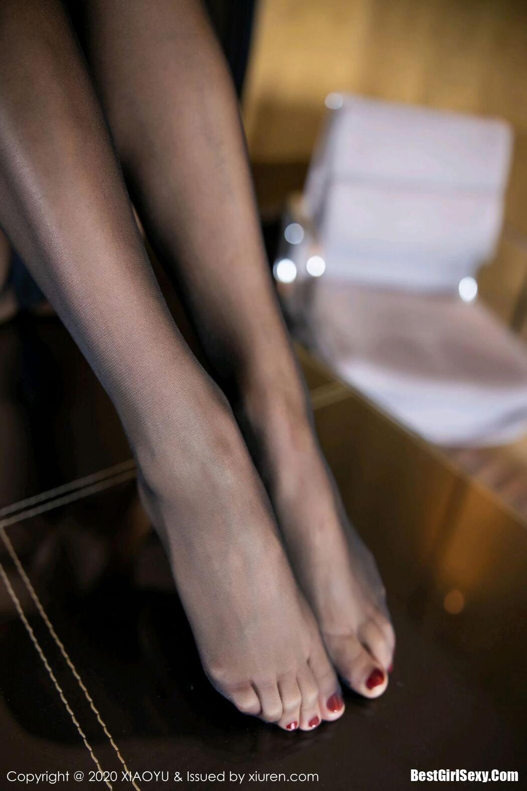 XiaoYu 语画界 Vol.355 He Jia Ying