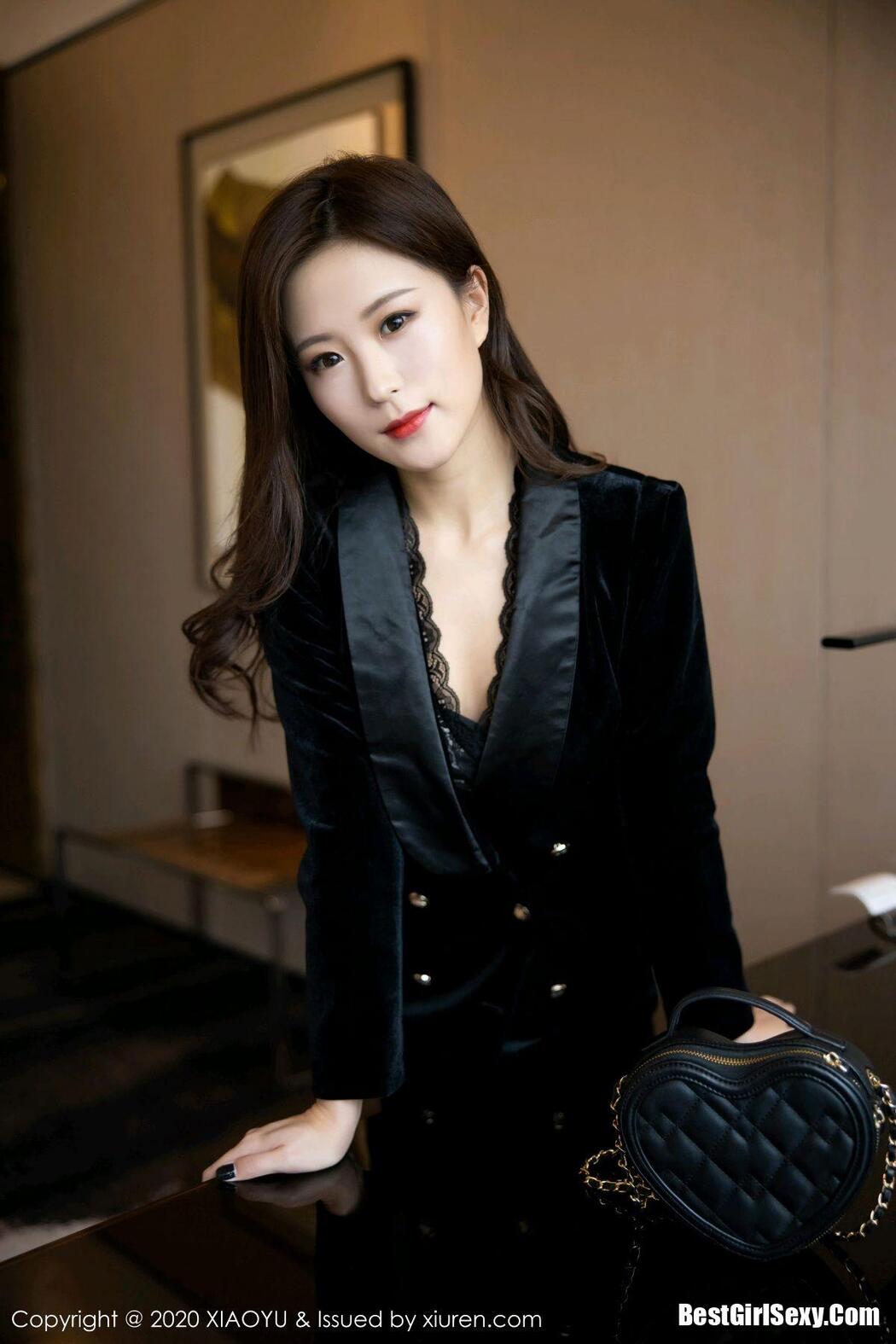 XiaoYu语画界 Vol.400 Yang Zi Yan