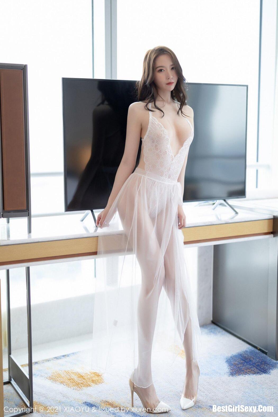 XiaoYu语画界 Vol.570 Meng Xin Yue