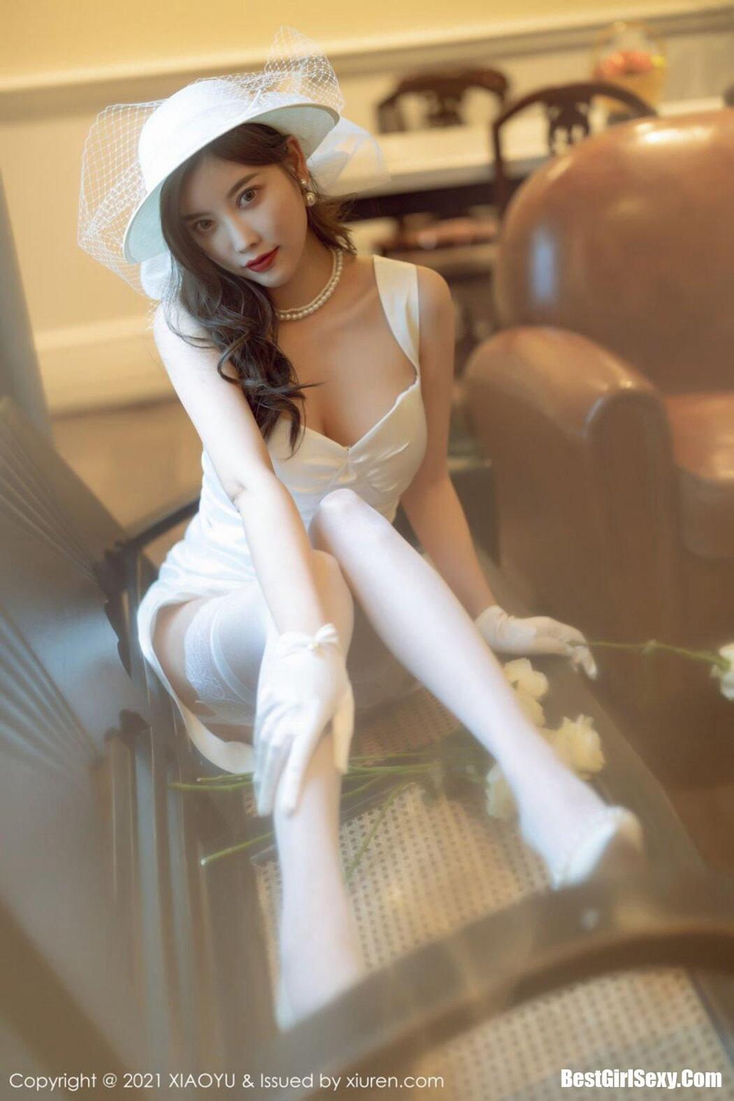 XiaoYu语画界 Vol.587 Yang Chen Chen