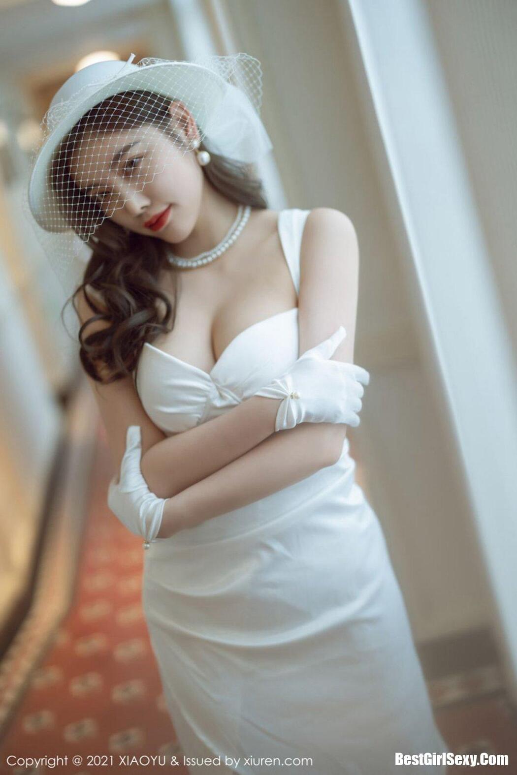 XiaoYu语画界 Vol.587 Yang Chen Chen