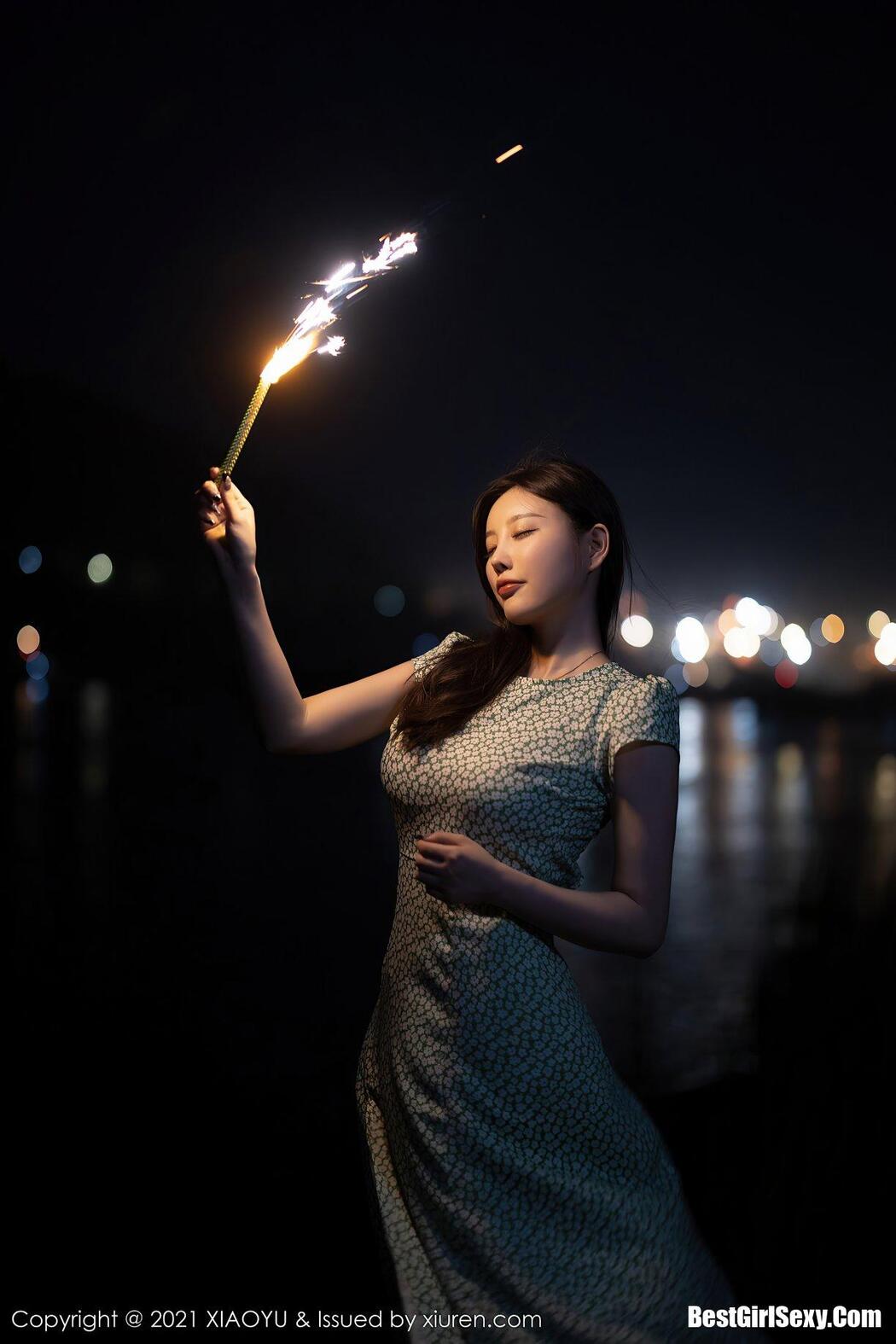 XiaoYu语画界 Vol.643 Yang Chen Chen