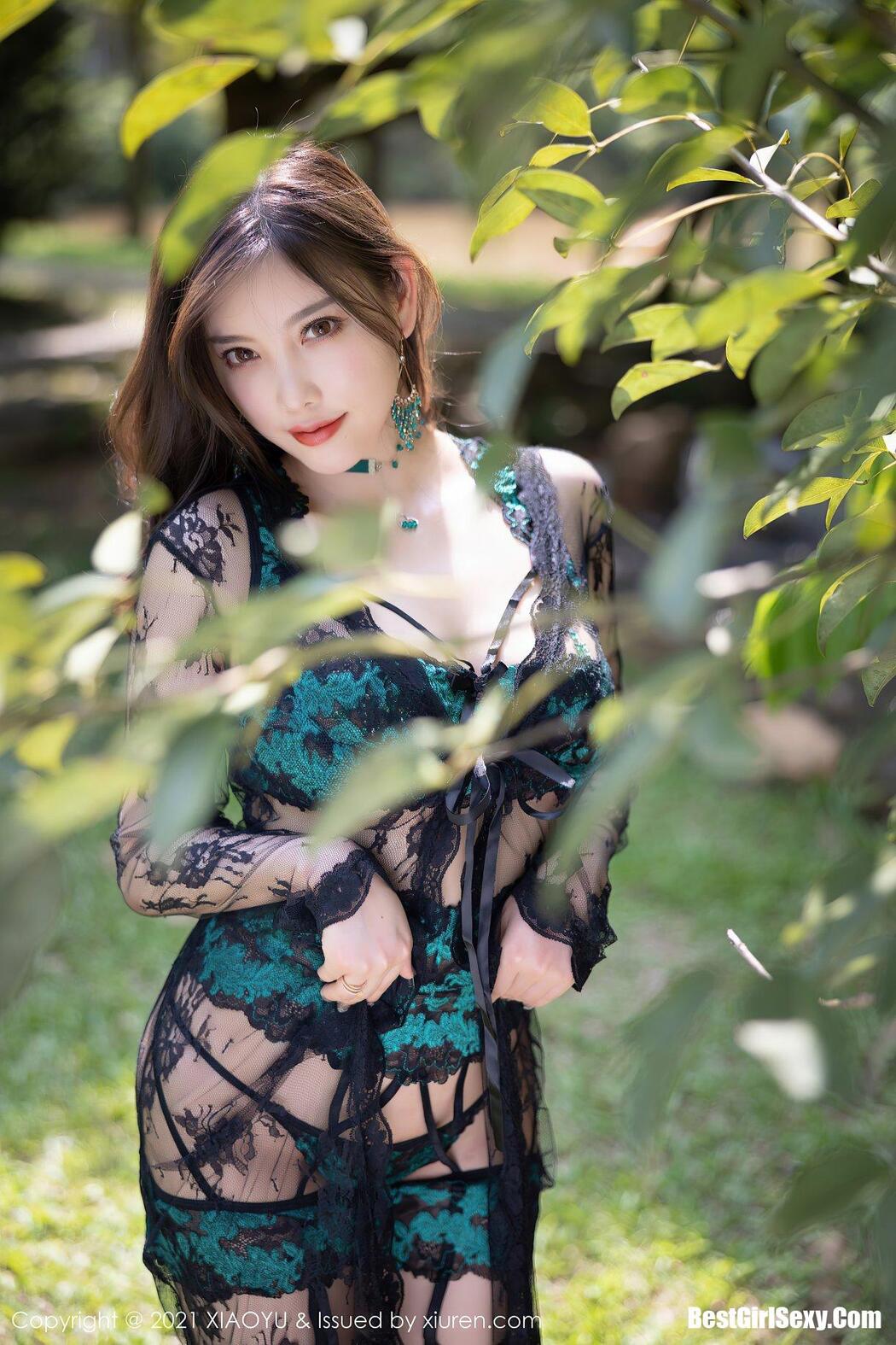 XiaoYu语画界 Vol.643 Yang Chen Chen