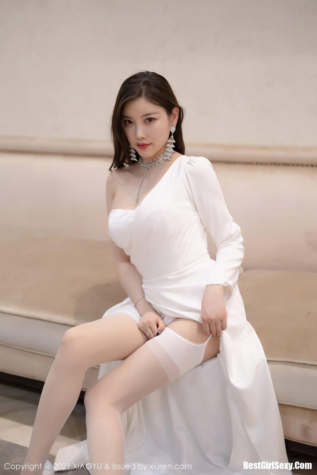 XiaoYu语画界 Vol.663 Yang Chen Chen