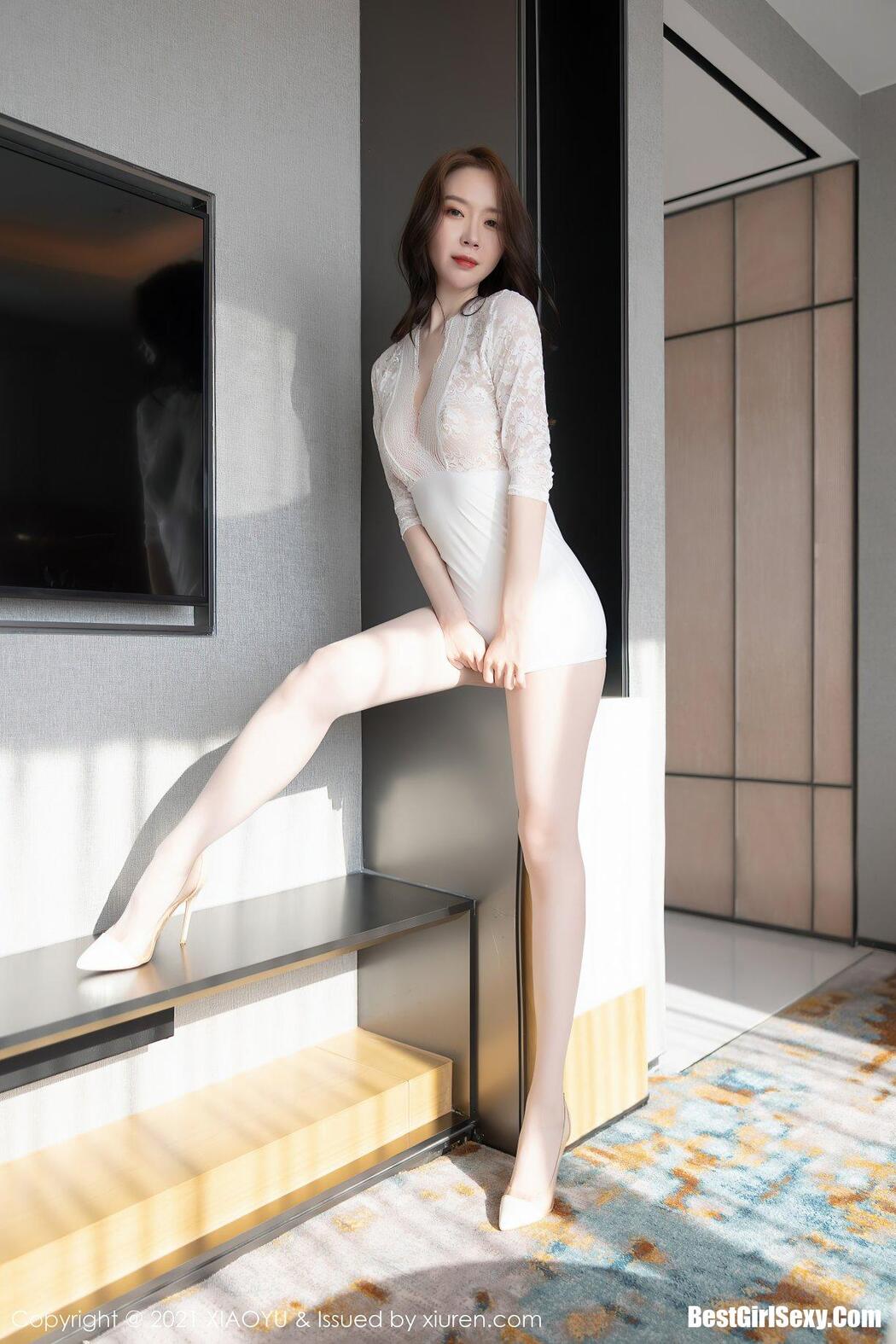 XiaoYu语画界 Vol.615 Meng Xin Yue