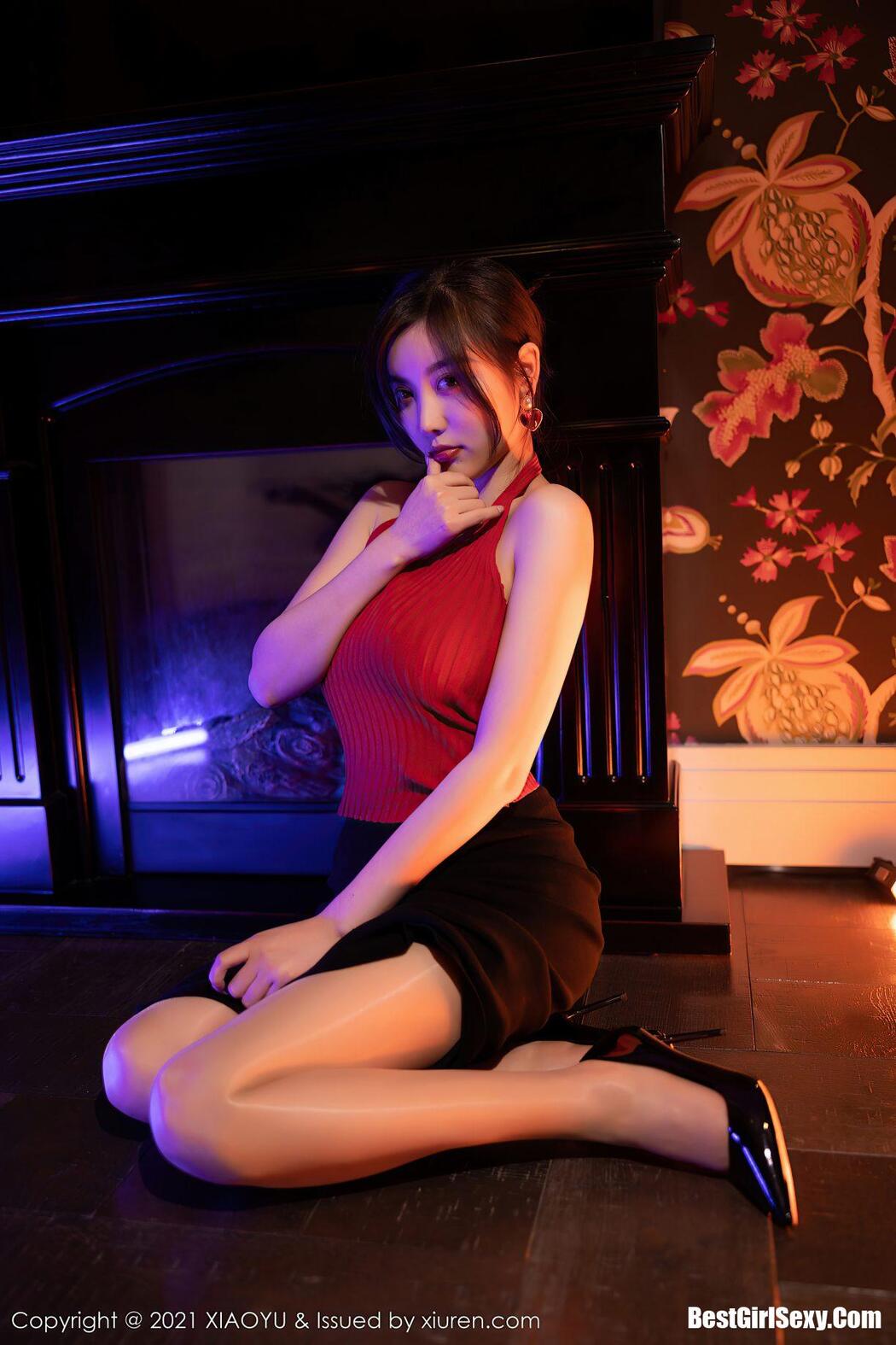 XiaoYu语画界 Vol.670 Yang Chen Chen