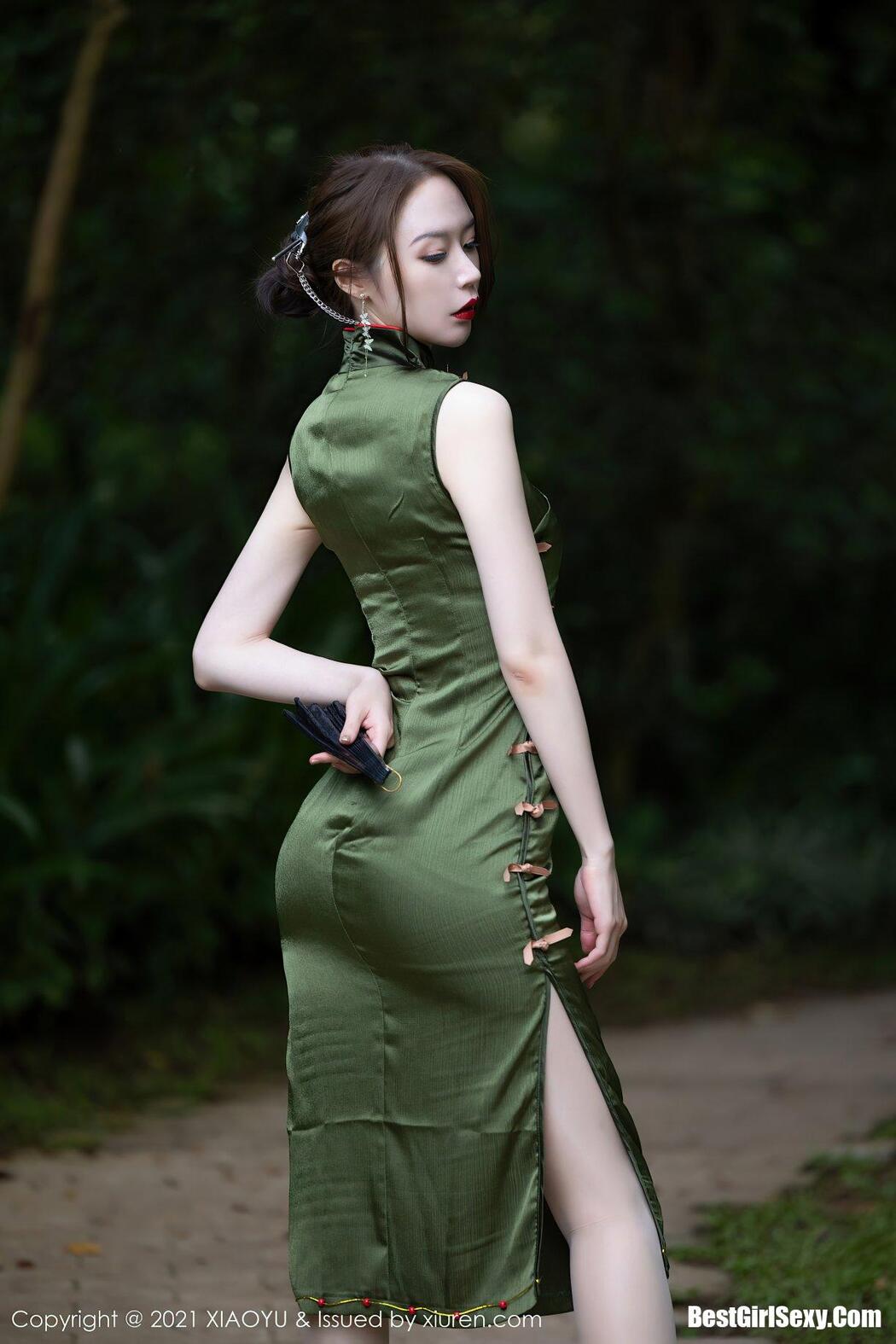 XiaoYu语画界 Vol.637 Meng Xin Yue