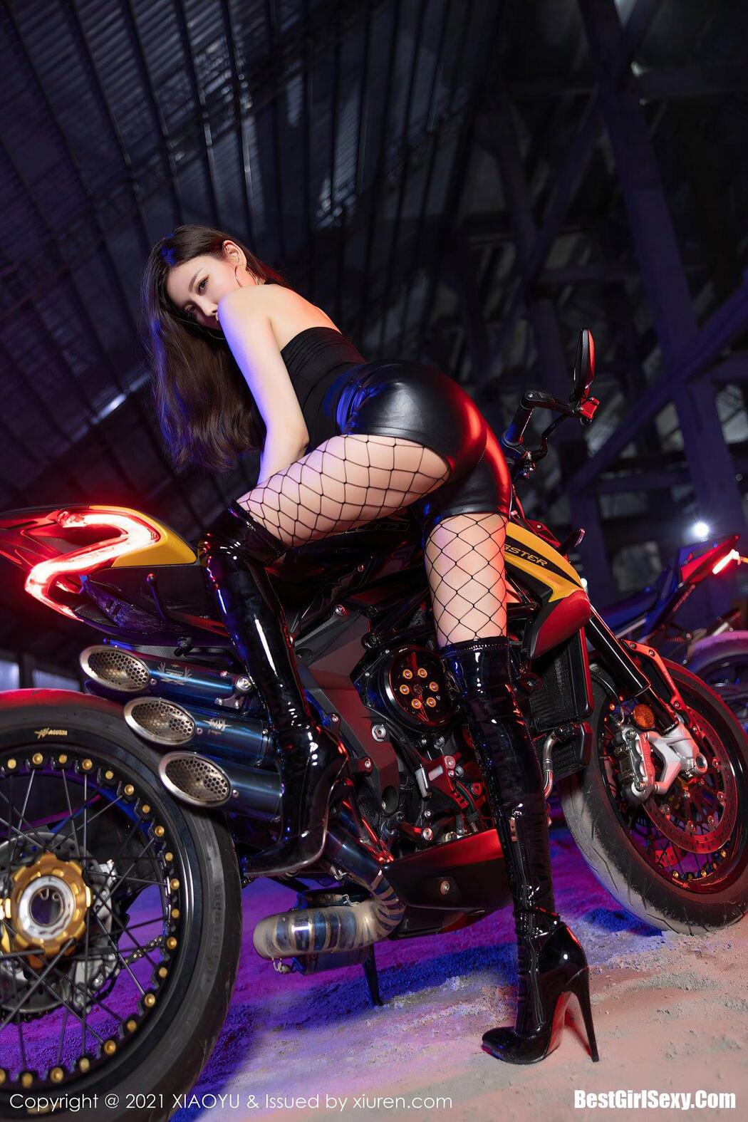 XiaoYu语画界 Vol.638 Yang Chen Chen