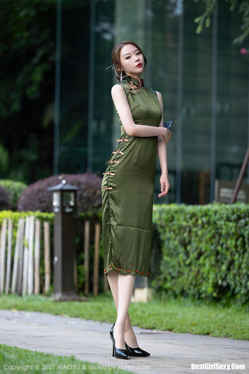 XiaoYu语画界 Vol.637 Meng Xin Yue