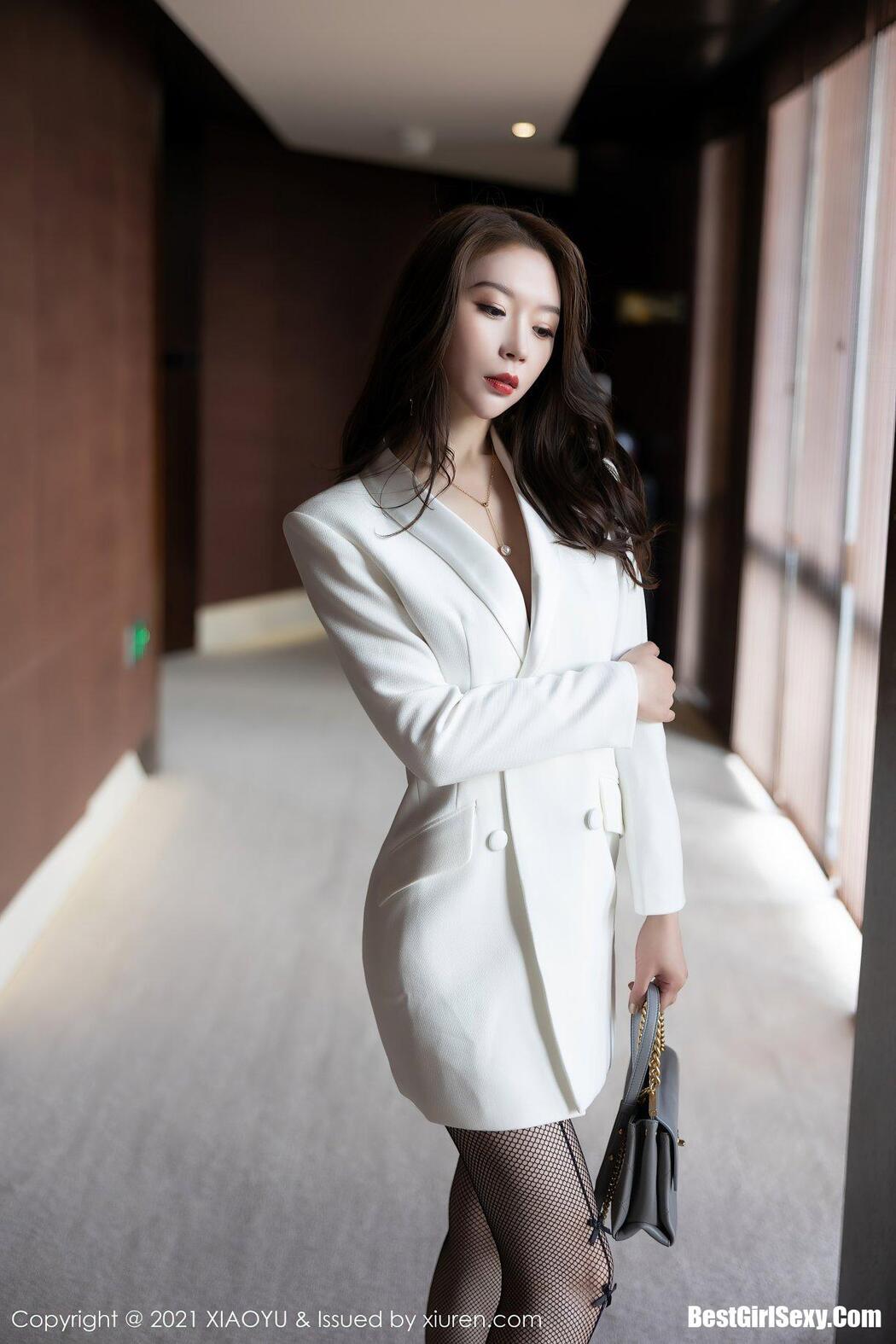 XiaoYu语画界 Vol.646 Meng Xin Yue