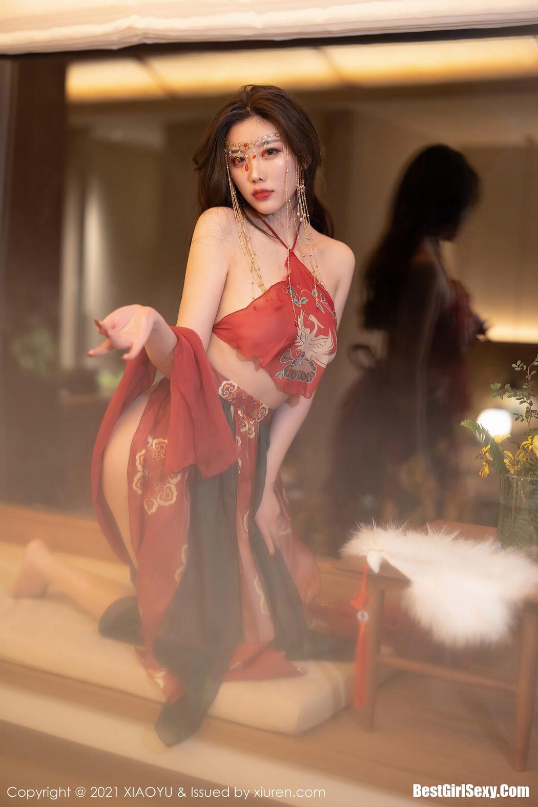 XiaoYu语画界 Vol.688 Yang Chen Chen