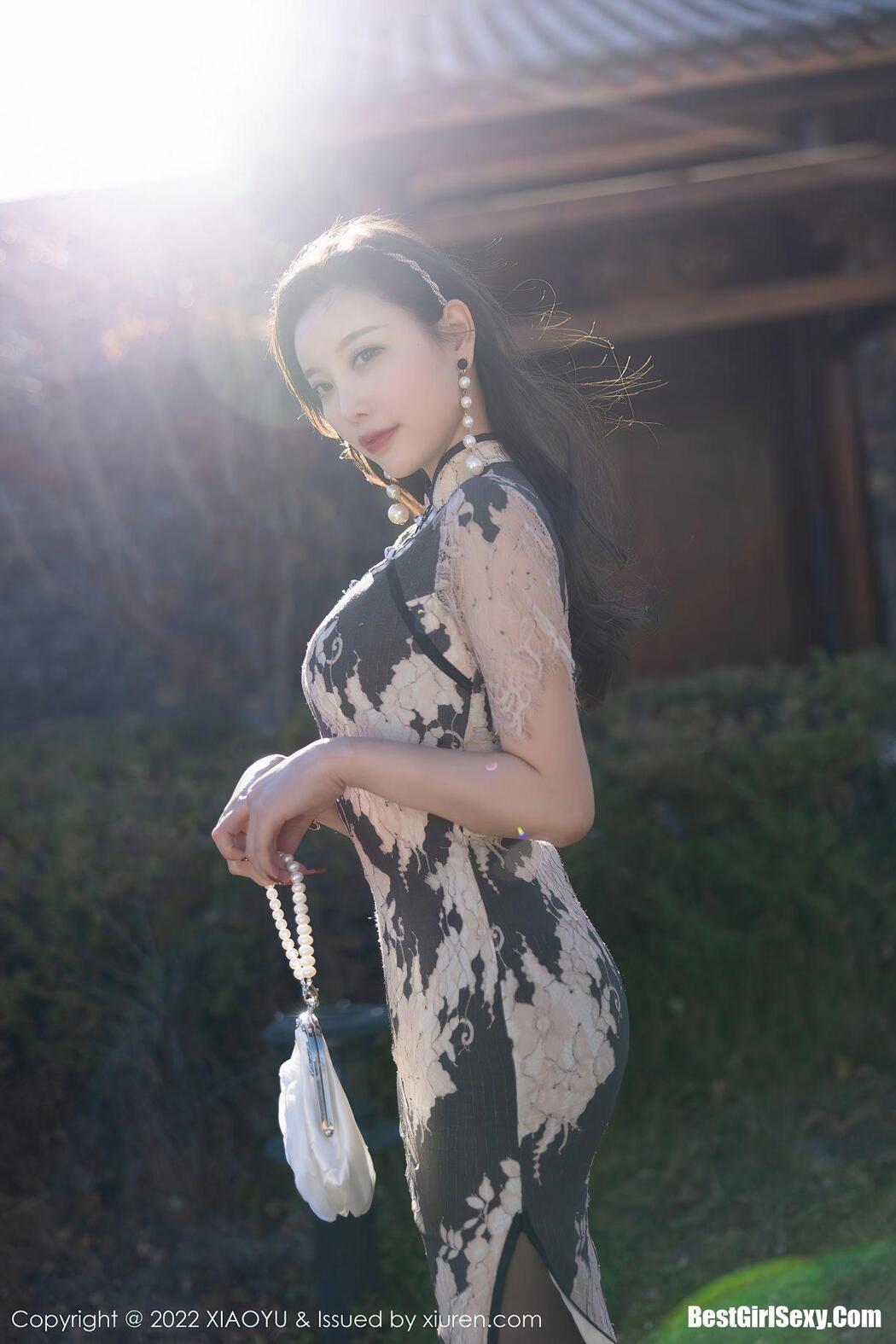 XiaoYu语画界 Vol.697 Yang Chen Chen