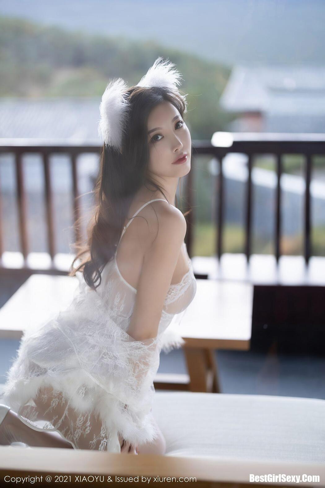 XiaoYu语画界 Vol.680 Yang Chen Chen