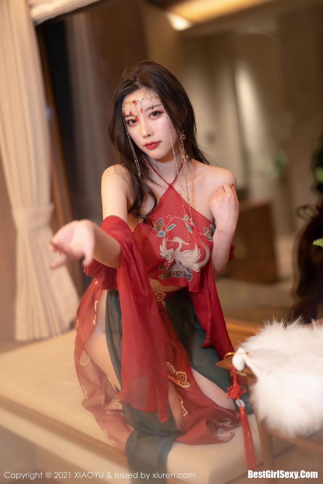 XiaoYu语画界 Vol.688 Yang Chen Chen