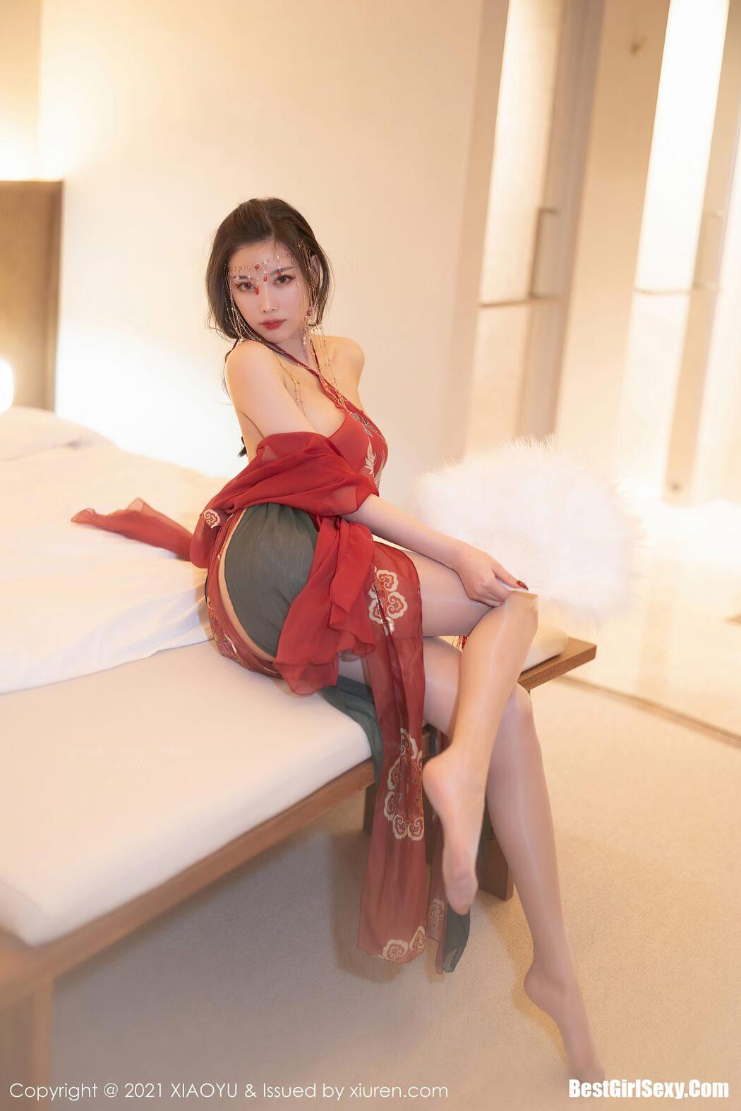 XiaoYu语画界 Vol.688 Yang Chen Chen