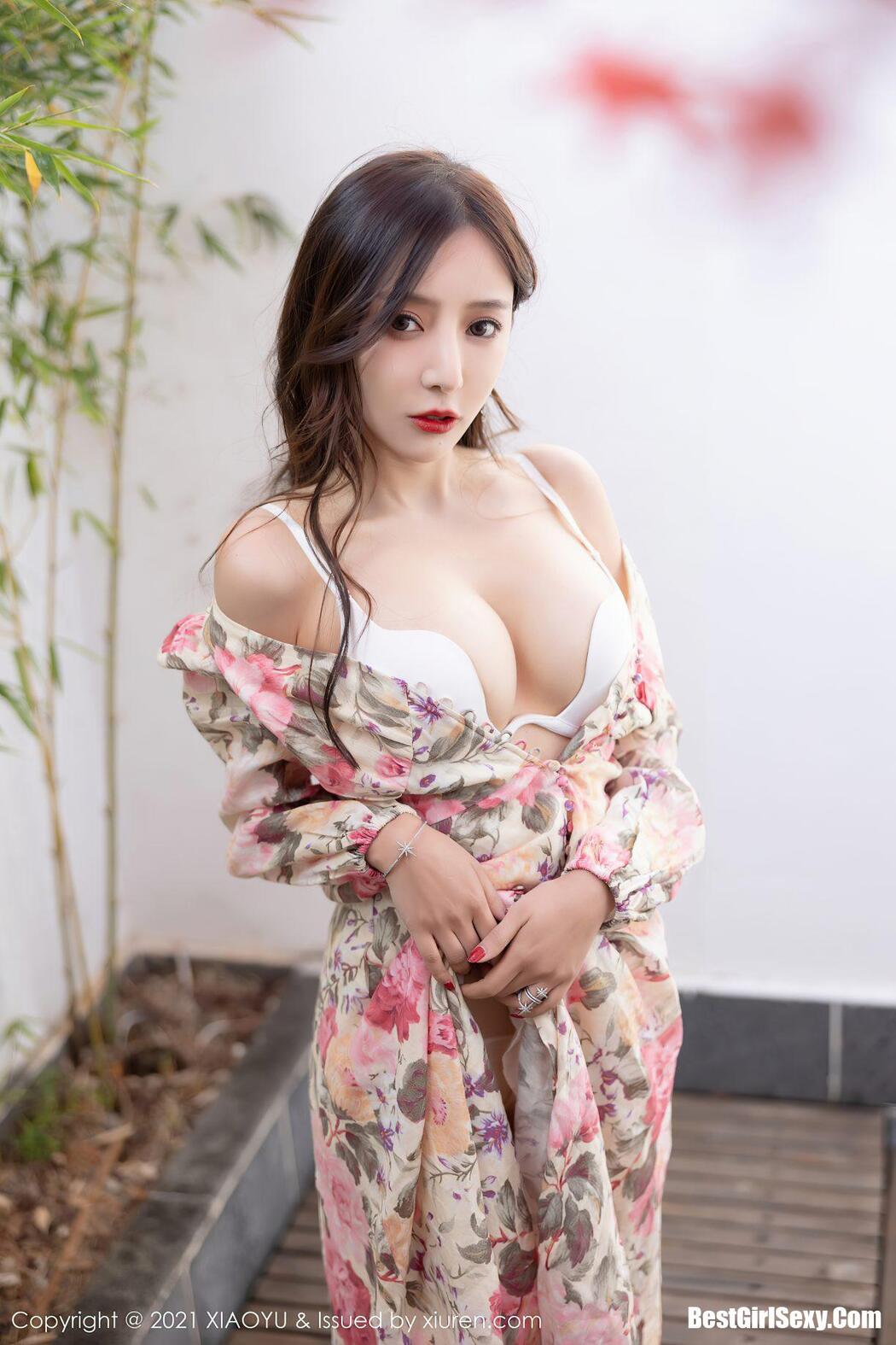 XiaoYu语画界 Vol.682 Wang Xin Yao
