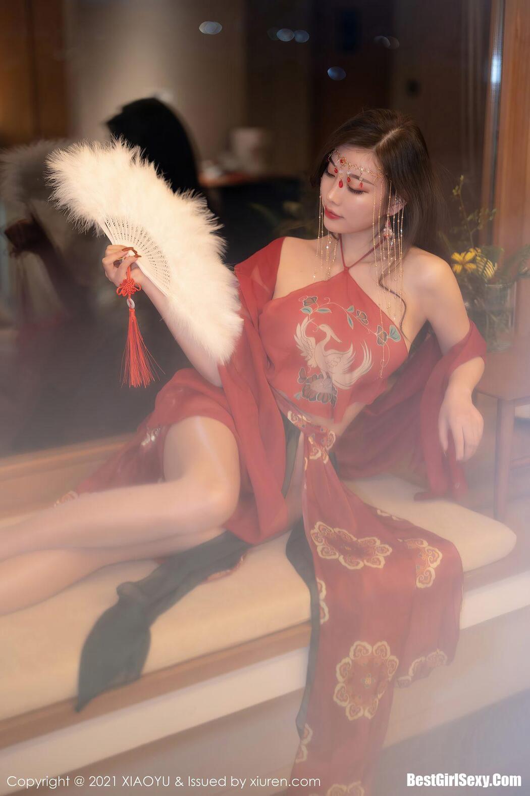 XiaoYu语画界 Vol.688 Yang Chen Chen