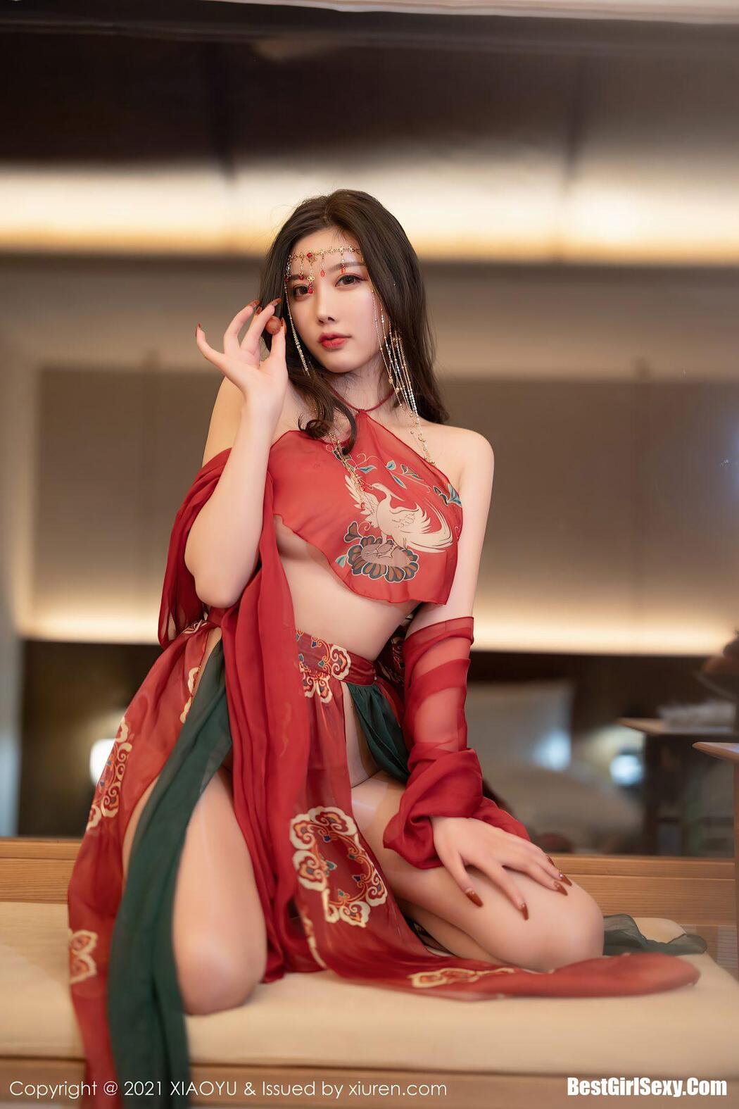 XiaoYu语画界 Vol.688 Yang Chen Chen