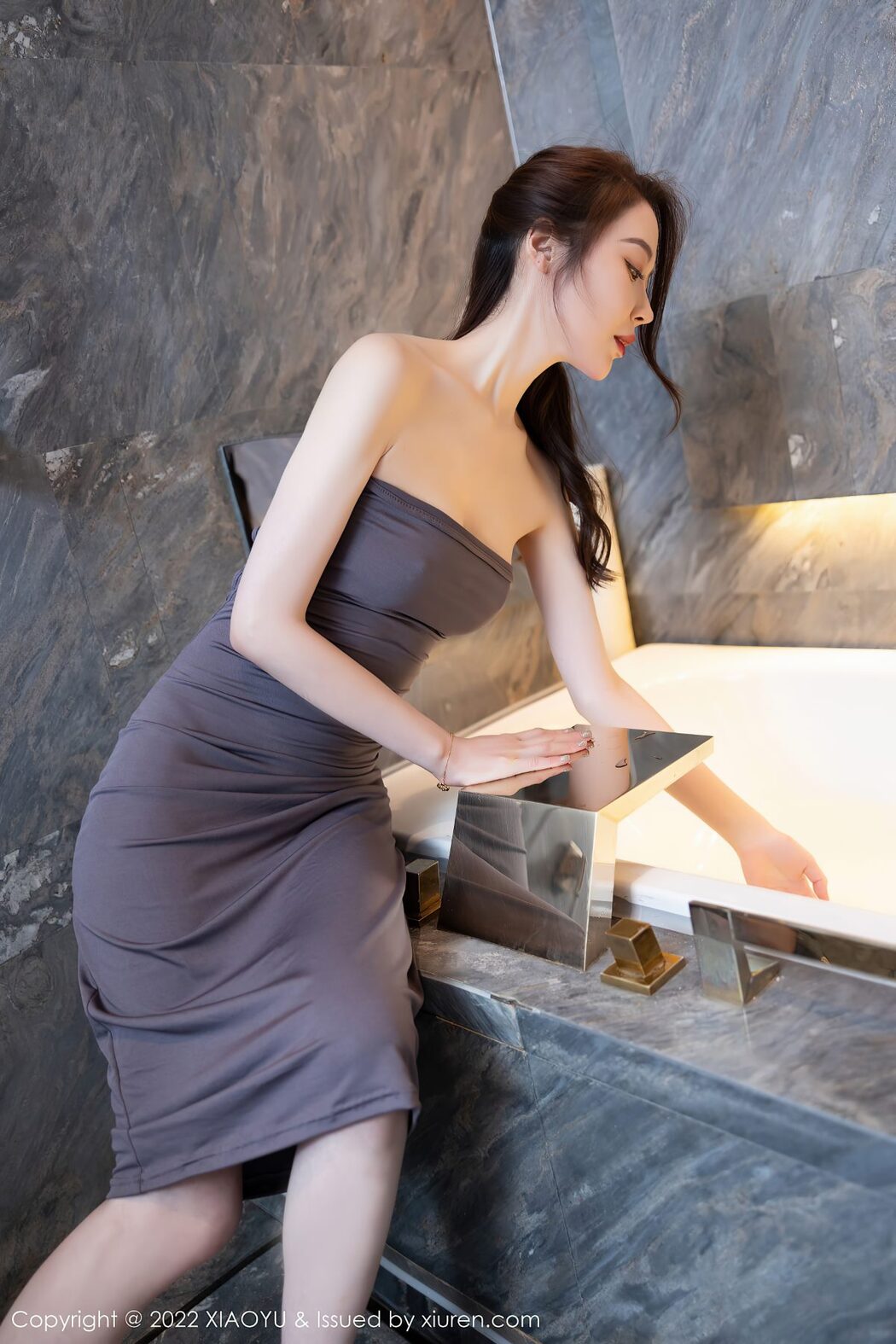 XiaoYu语画界 Vol.825 Meng Xin Yue